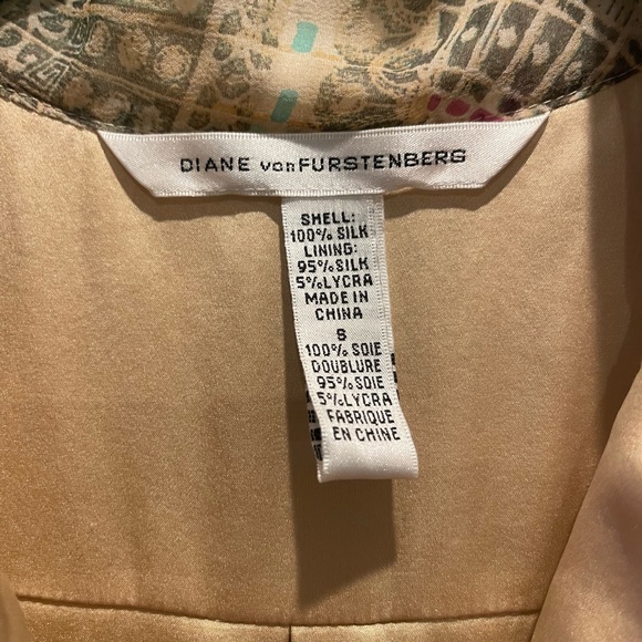 Diane Von Furstenberg romantic boho silk blouse w/ iridescent sequins Sz Small. - Picture 2 of 13